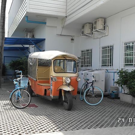 曼谷 摩尔林2号金旅馆旅舍 外观 照片